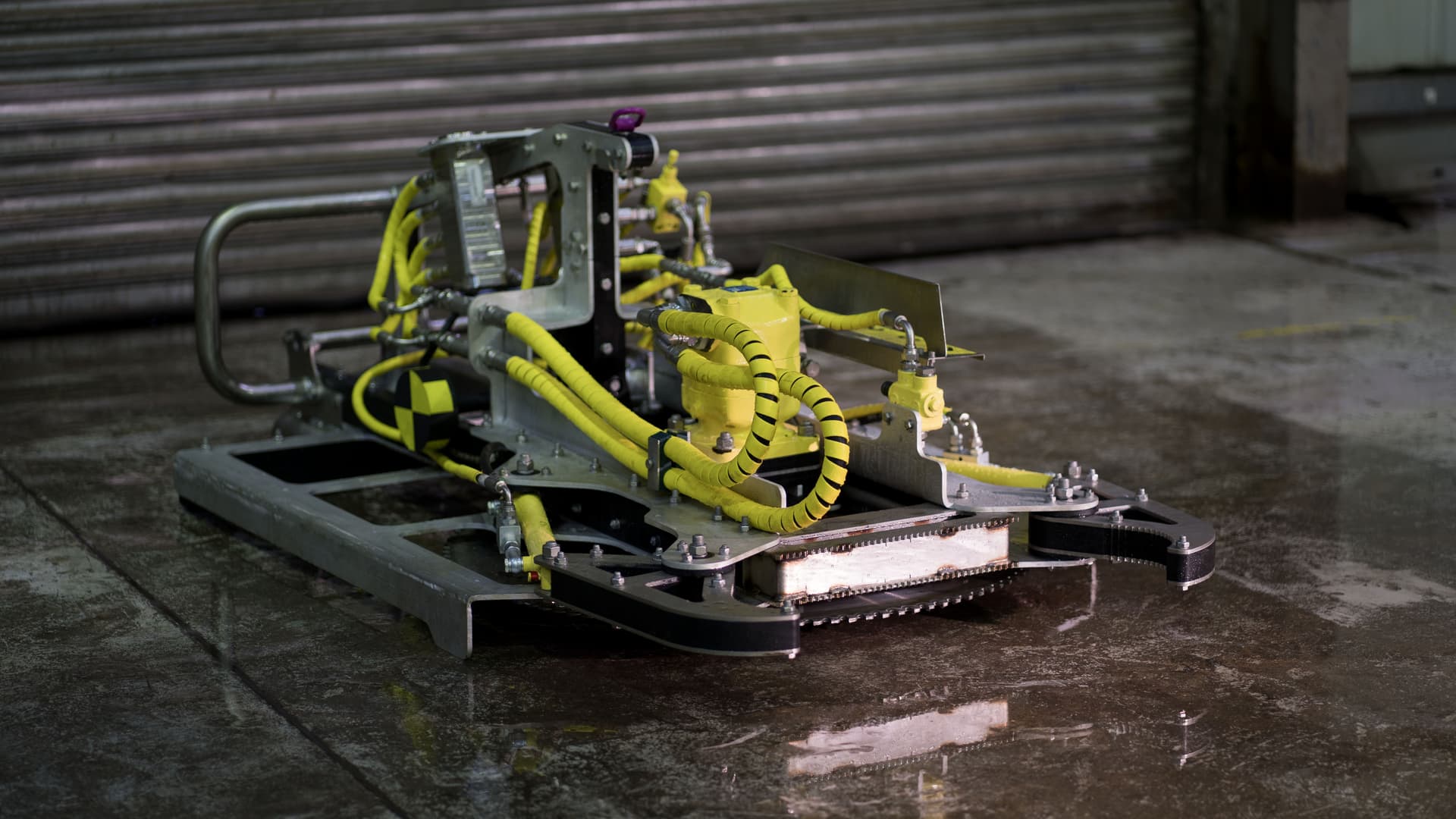 C1-16 UL Chopsaw full body view on workshop floor