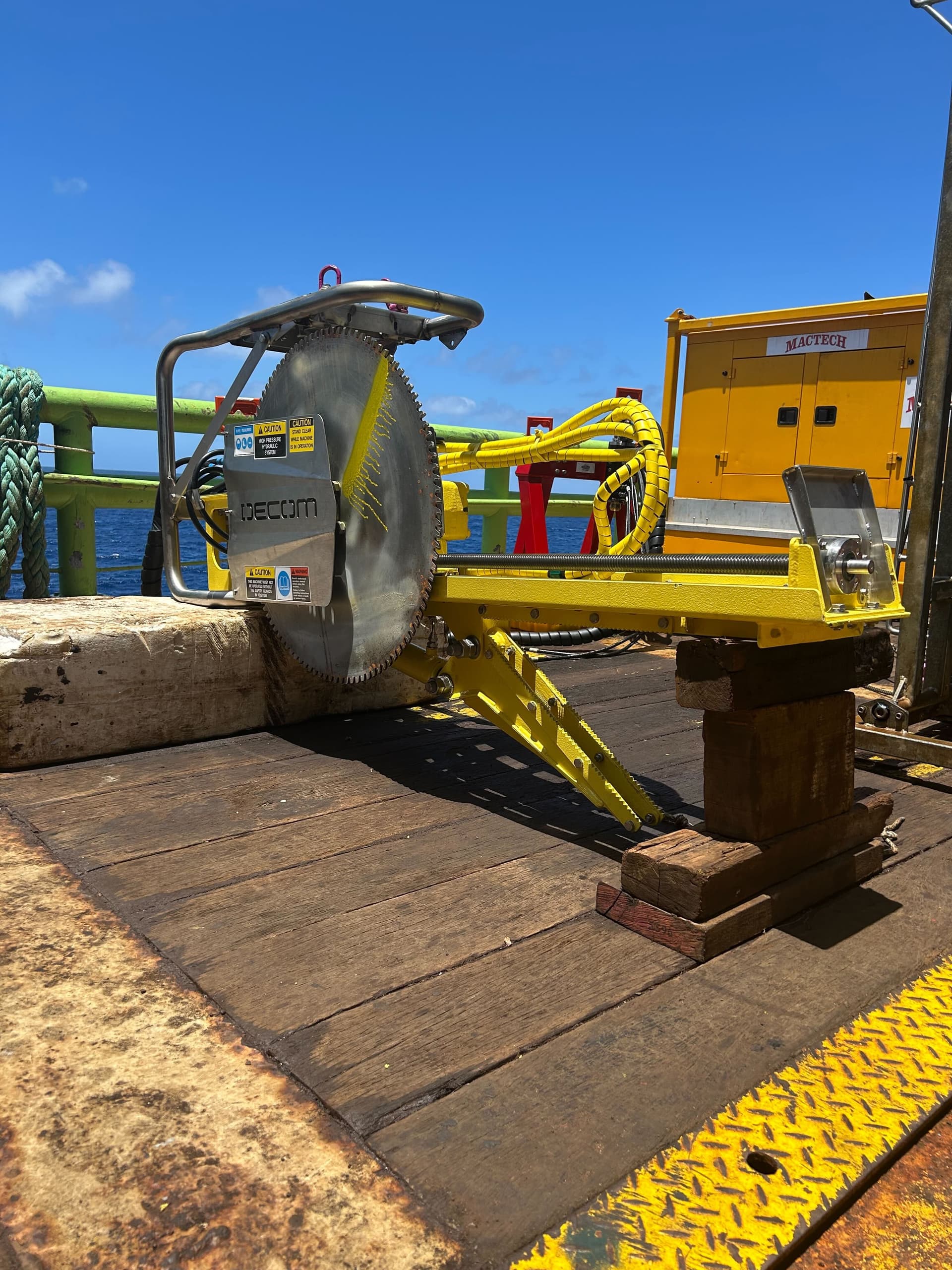 Tracksaw offshore deployment