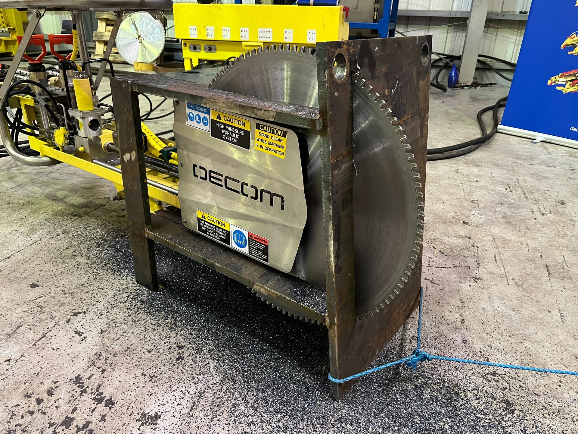 Tracksaw in operation